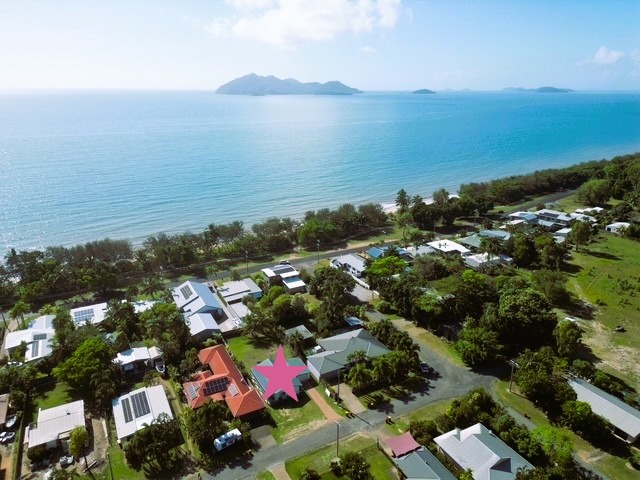 4 Mcnamara St, Wongaling Beach, QLD 4852
