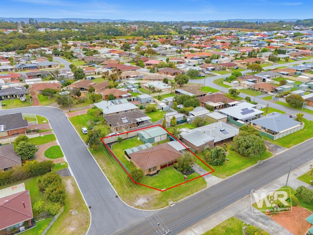 39 Drome Rd, Orana, WA 6330