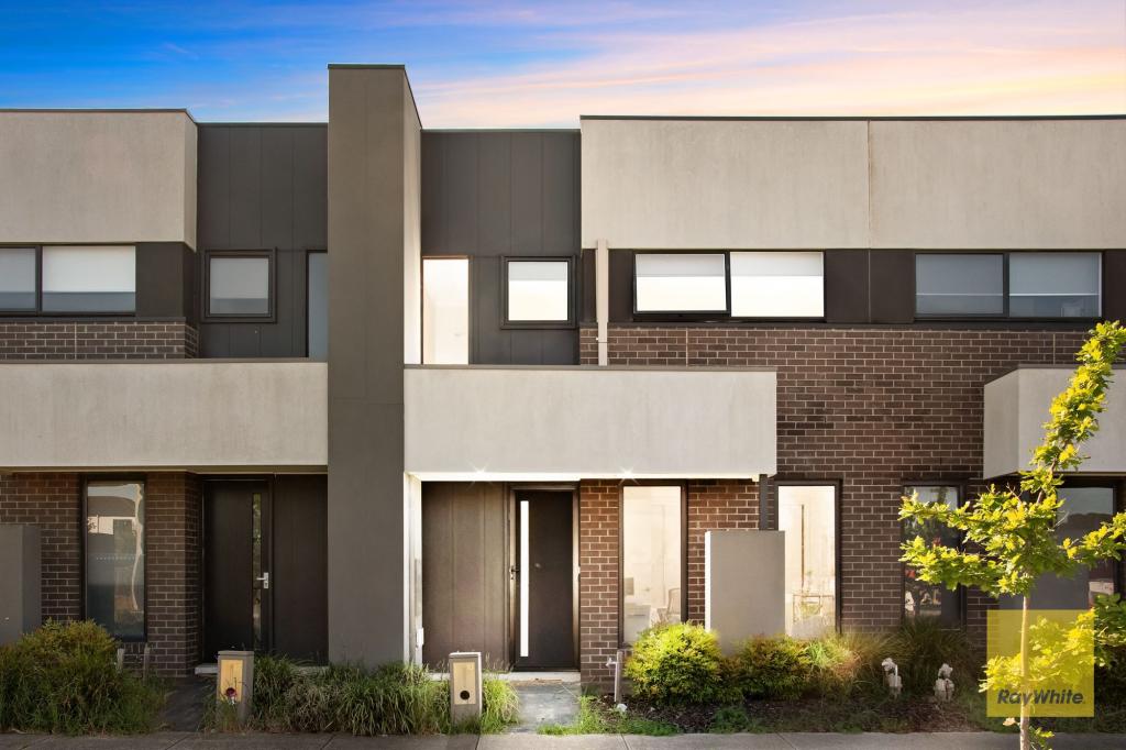 10 Sakura Walk, Point Cook, VIC 3030
