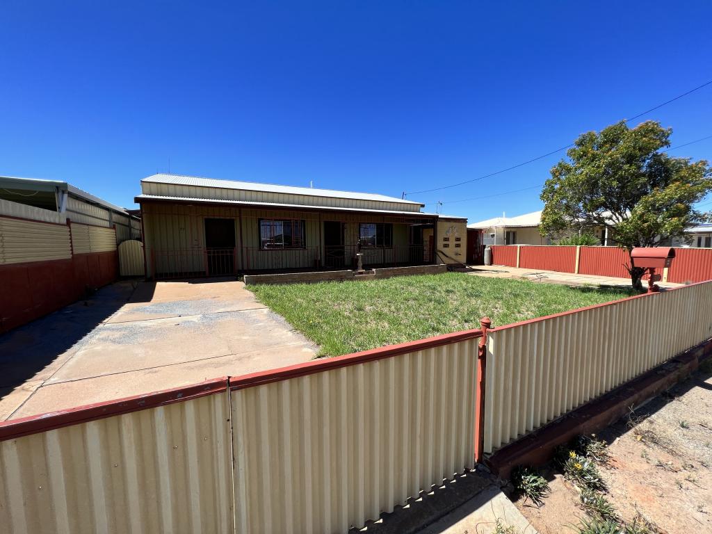 77 Newton St, Broken Hill, NSW 2880