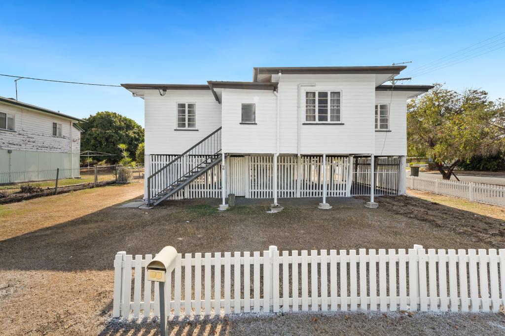 98 Haynes St, Park Avenue, QLD 4701