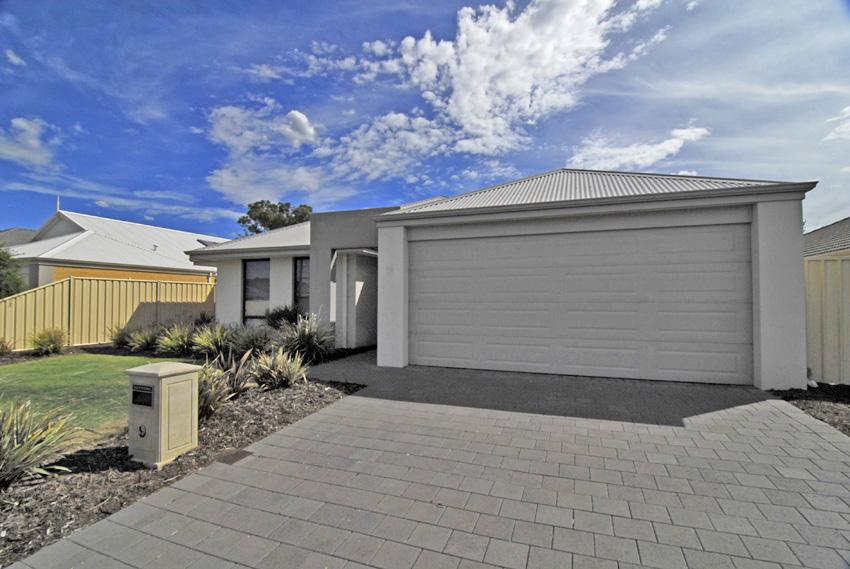 9 Willerin Loop, Success, WA 6164