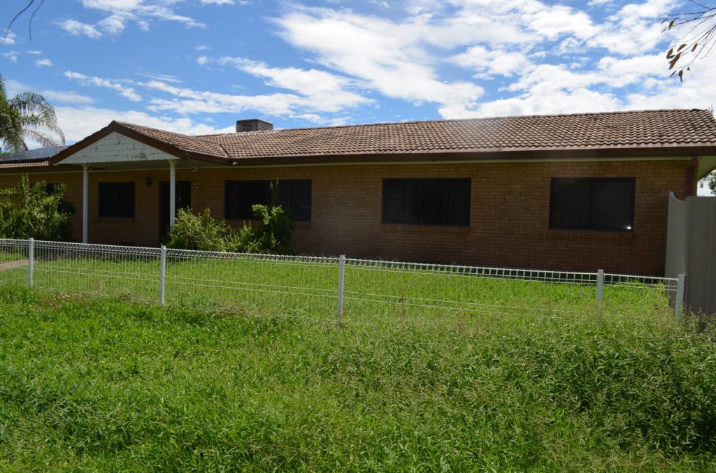 90 Anne St, Moree, NSW 2400