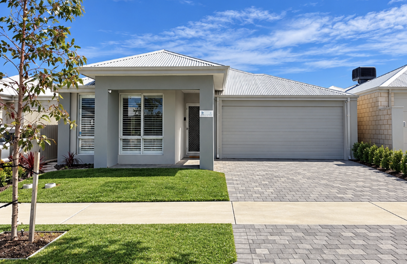 18 SURFERS ST, ALKIMOS, WA 6038