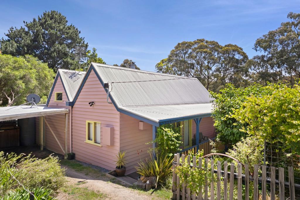 4 Radium Ave, Hepburn Springs, VIC 3461