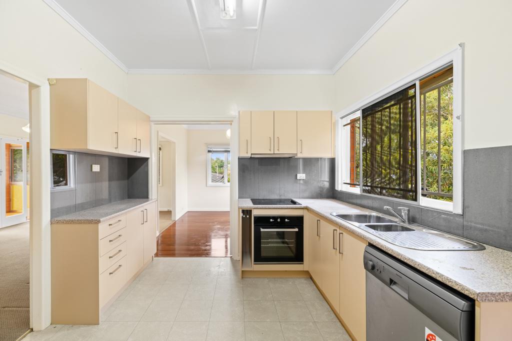 45 NEWCROSS ST, INDOOROOPILLY, QLD 4068