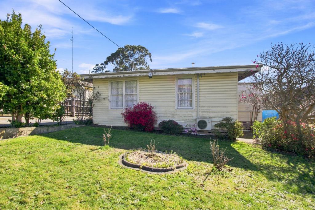 15 Livingstone St, Morwell, VIC 3840