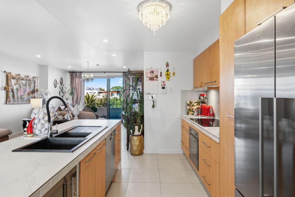 24/1 Burt Ave, Findon, SA 5023
