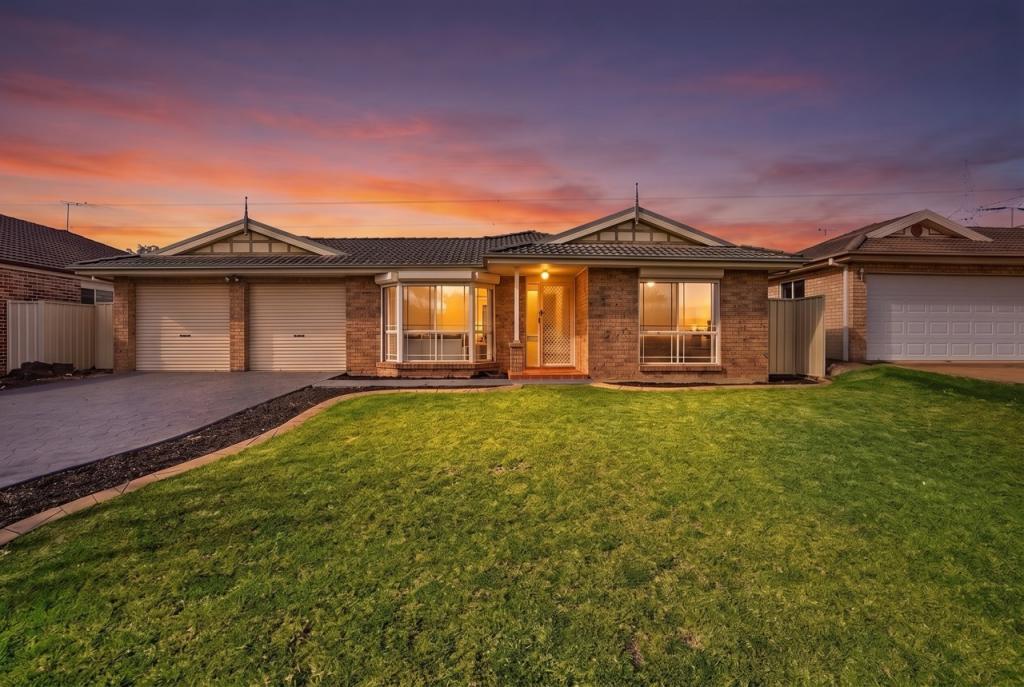 81 Tramway Dr, Currans Hill, NSW 2567