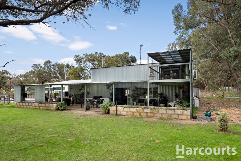 8 Haub Rd, Lake Clifton, WA 6215