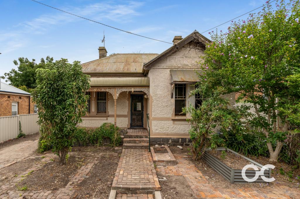 104 Clinton St, Orange, NSW 2800