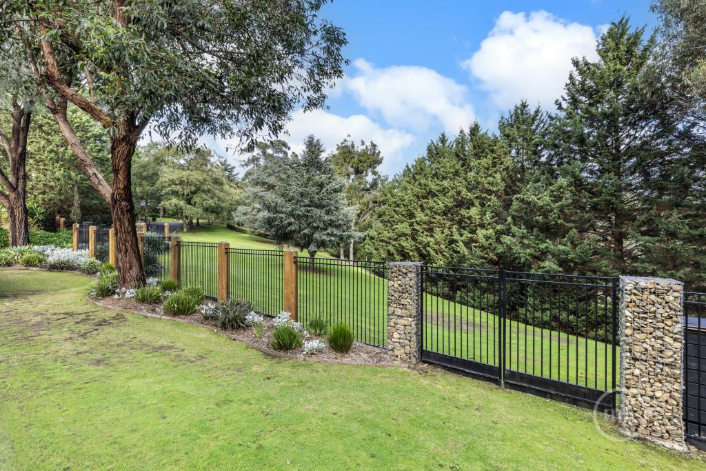 5 Wombat Ct, Eltham, VIC 3095