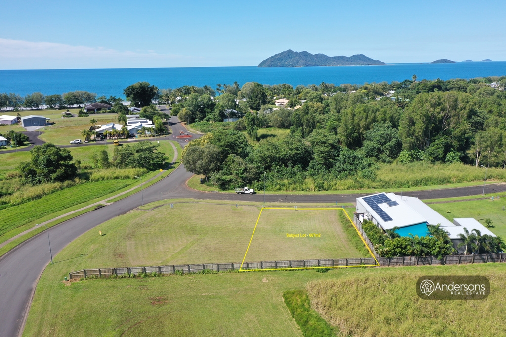 4 Reef St, Wongaling Beach, QLD 4852