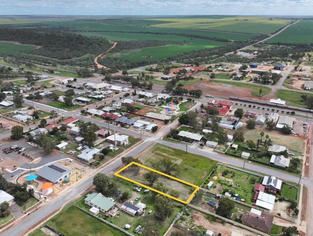 18 Shenton St, Mingenew, WA 6522