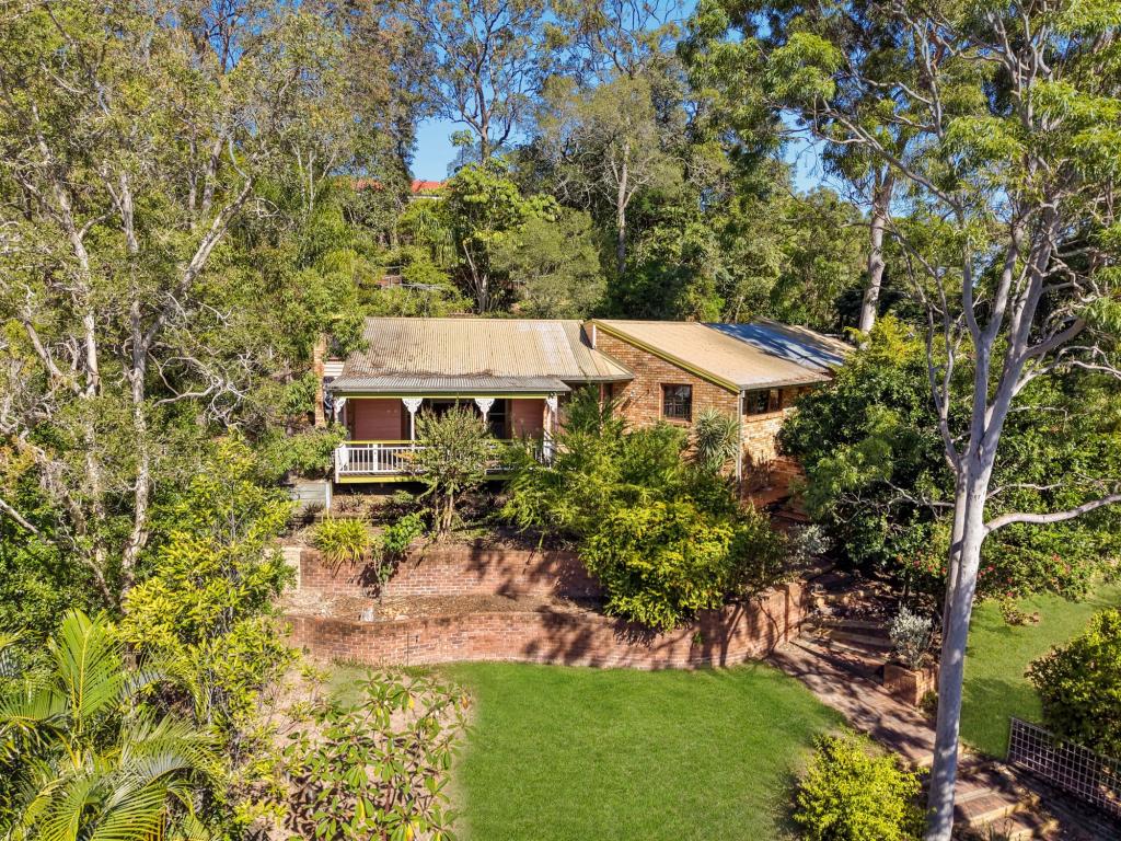 5 Kanooka St, Bellbowrie, QLD 4070