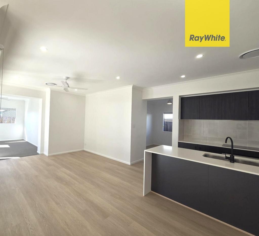 12 Chesterton St, Redland Bay, QLD 4165