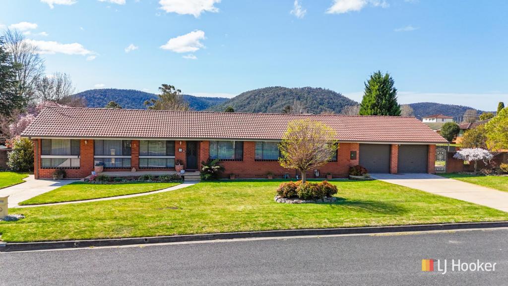 5 Curtin Pl, Lithgow, NSW 2790