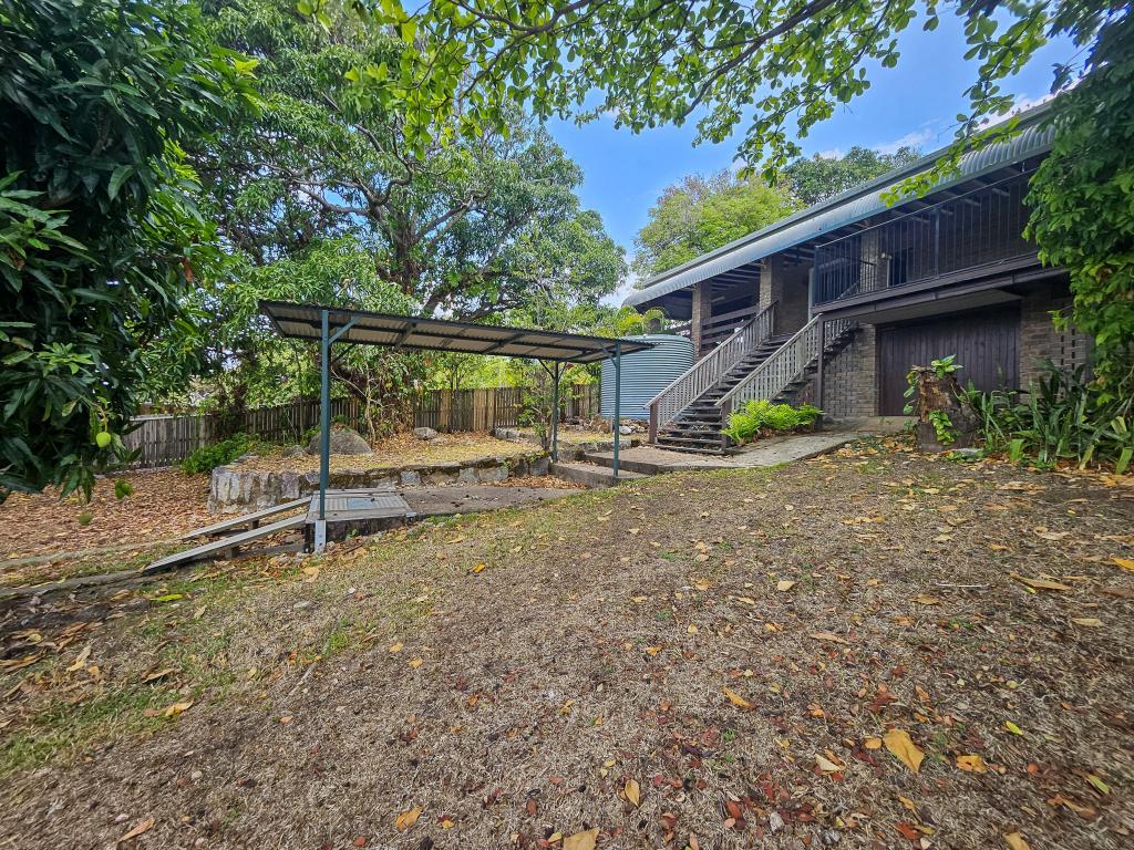 56 Helen St, Cooktown, QLD 4895