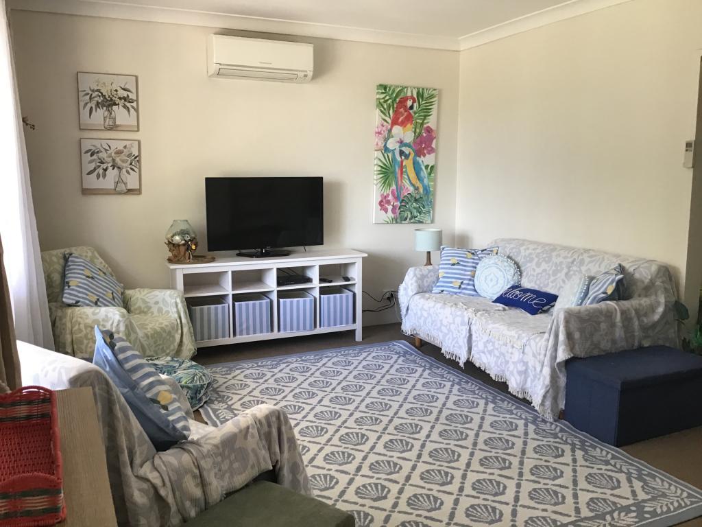 13a Larmer Cl, Broulee, NSW 2537