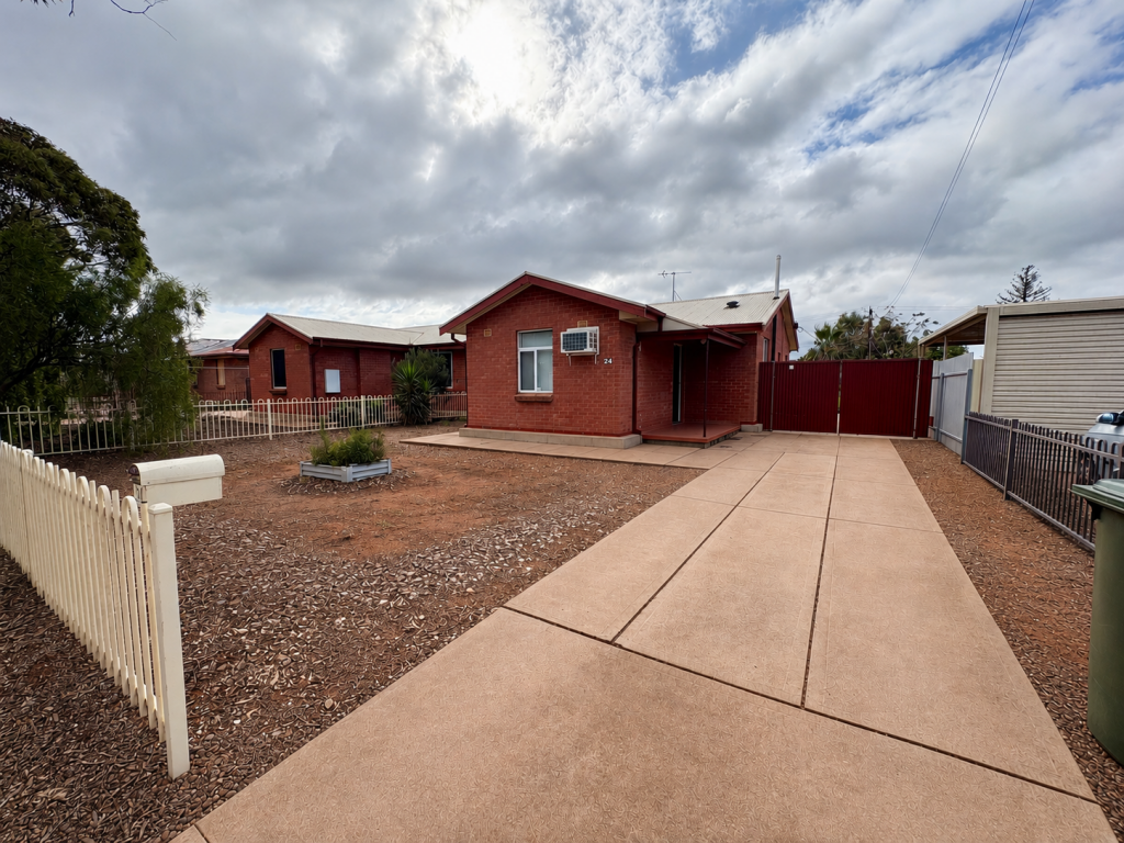 24 O'Dea St, Whyalla Stuart, SA 5608