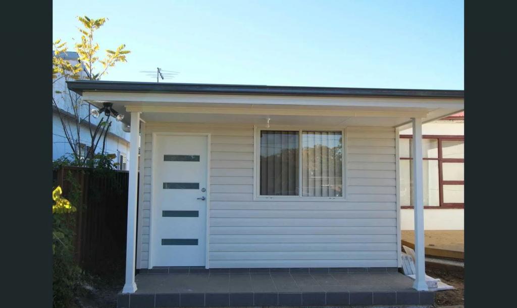 27A CRAWFORD RD, DOONSIDE, NSW 2767