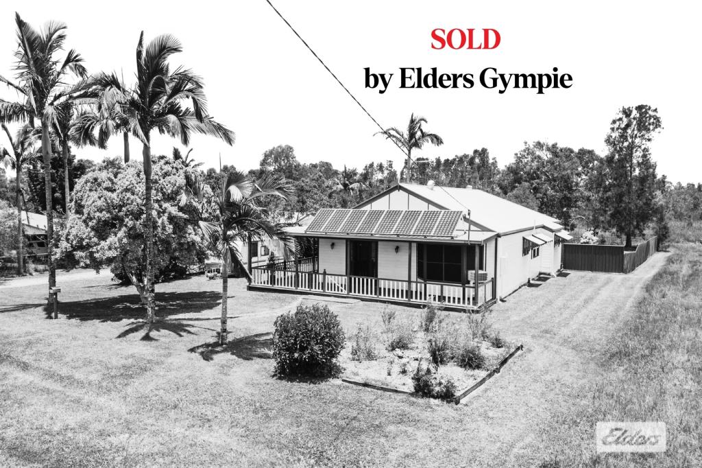 16 Discovery Dr, Cooloola Cove, QLD 4580