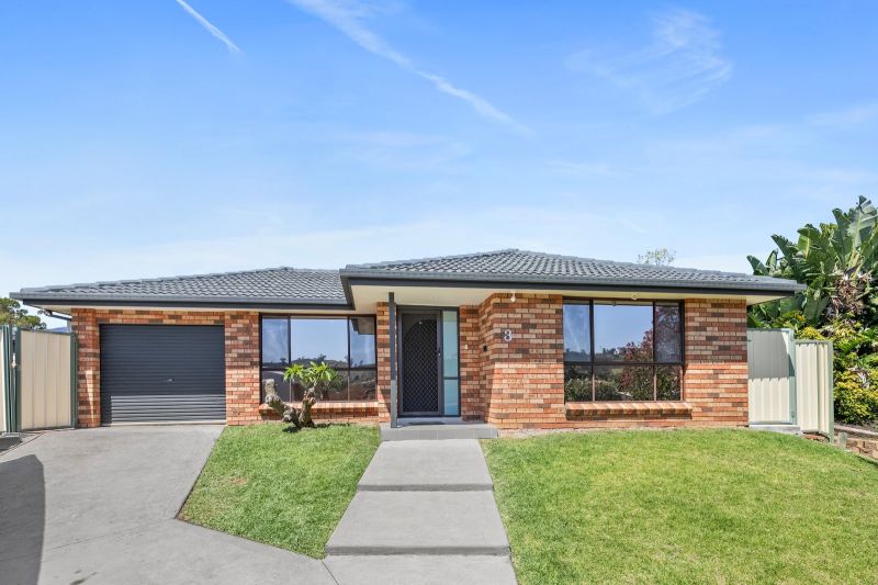 3 Lena Pl, Kearns, NSW 2558