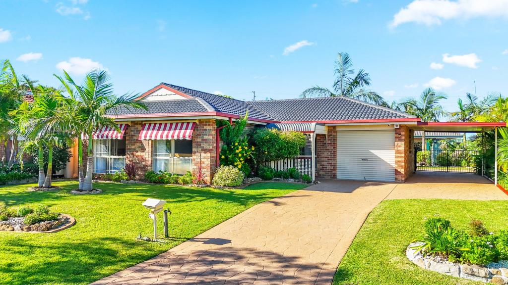 6 Storm Cres, Blue Haven, NSW 2262
