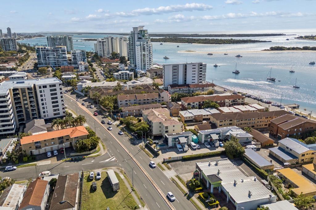 6/103-105 Frank St, Labrador, QLD 4215