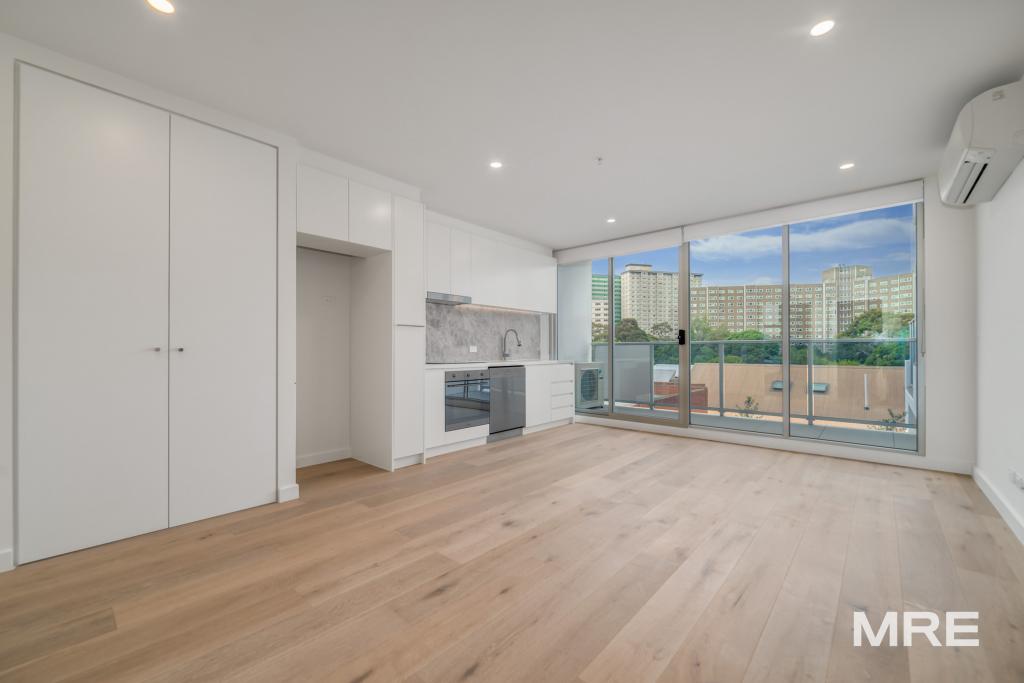 209/33 RACECOURSE RD, NORTH MELBOURNE, VIC 3051