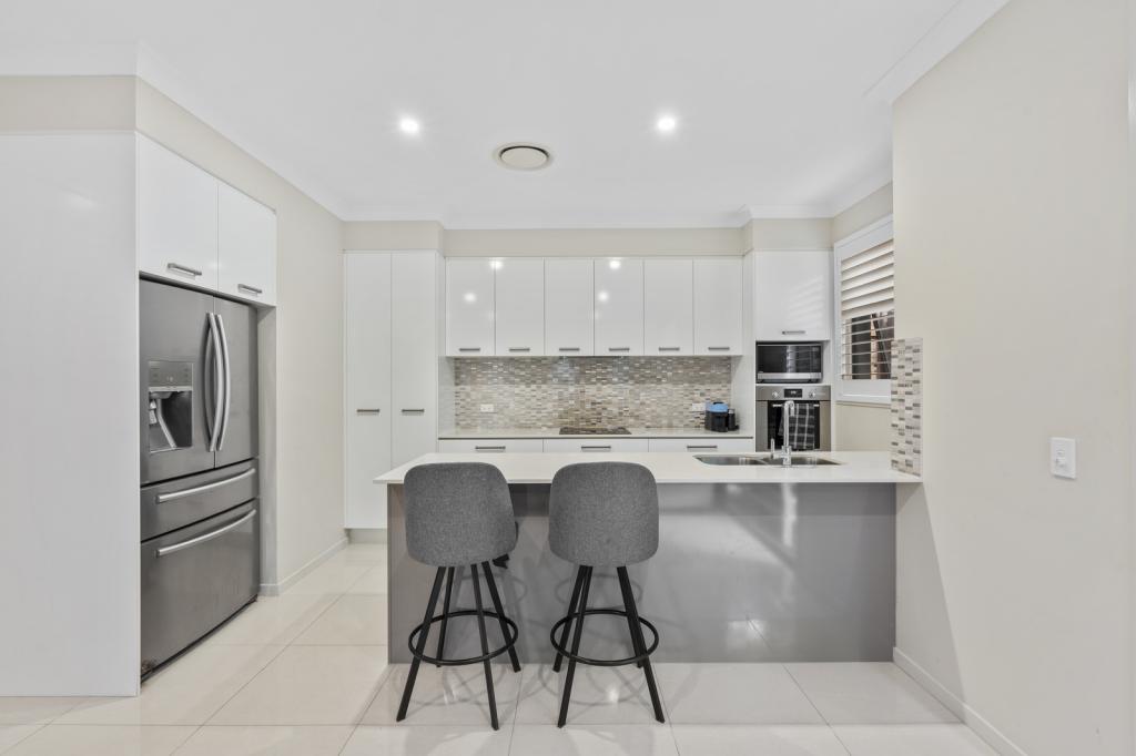 13/10-12 Bainbridge St, Ormiston, QLD 4160
