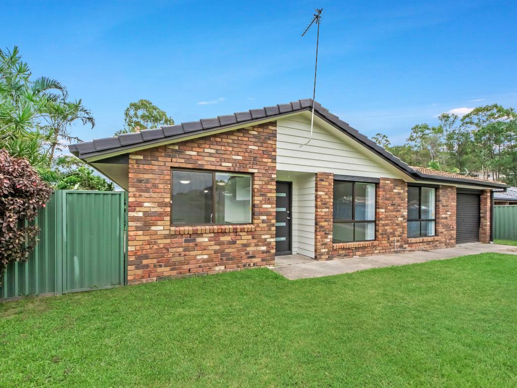33 Bosun Pde, Ashmore, QLD 4214