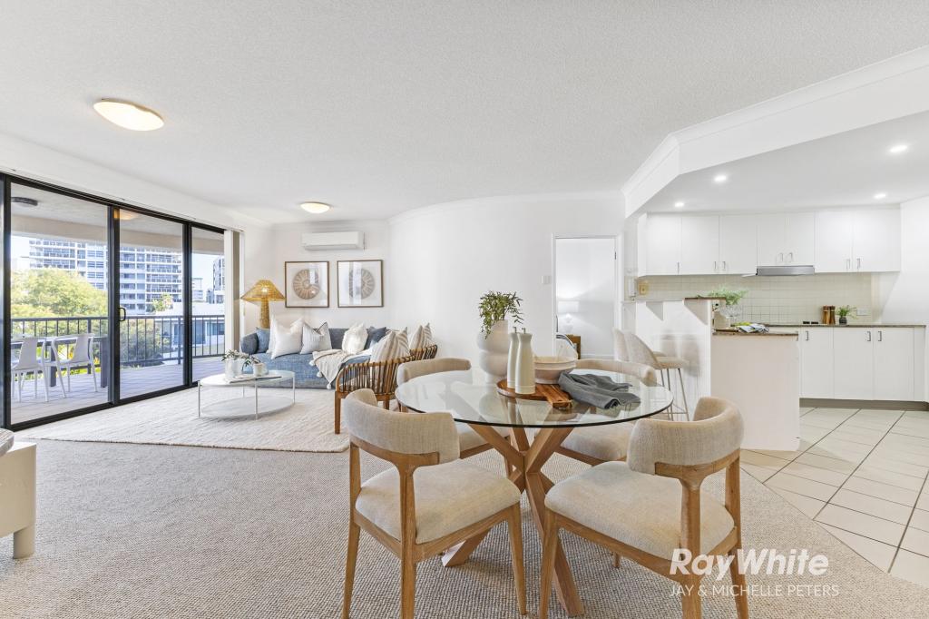 4/3 ROCK ST, SCARBOROUGH, QLD 4020