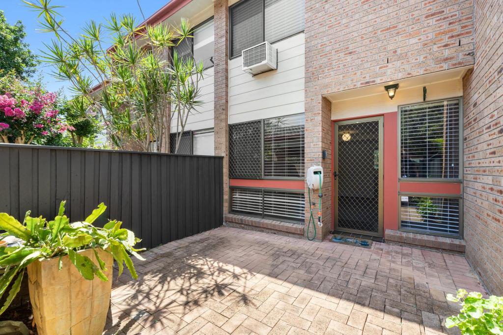 4/25 RAILWAY RD, NEW LAMBTON, NSW 2305