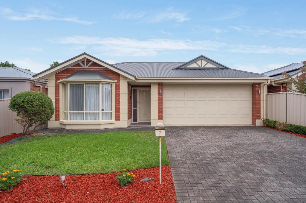 7 Hillary Ave, Morphettville, SA 5043