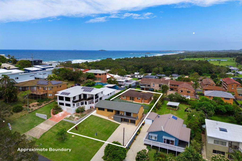 22 & 22a Ocean St, Woolgoolga, NSW 2456
