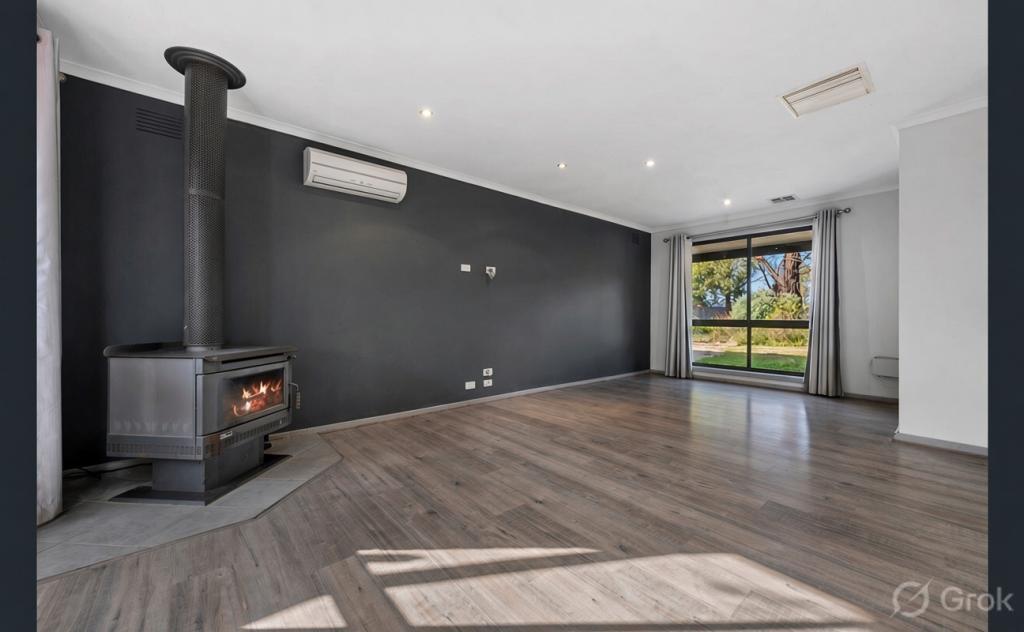 27 Dumbarton Cct, Melton West, VIC 3337