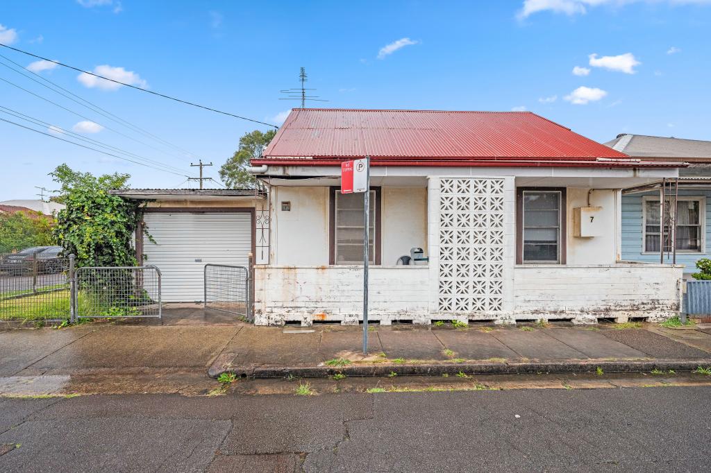 7 York St, Mayfield, NSW 2304