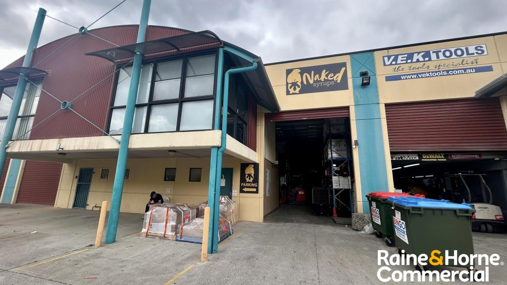 5/2 ASH RD, PRESTONS, NSW 2170