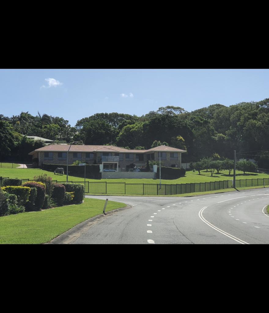 1 The Parapet, Banora Point, NSW 2486