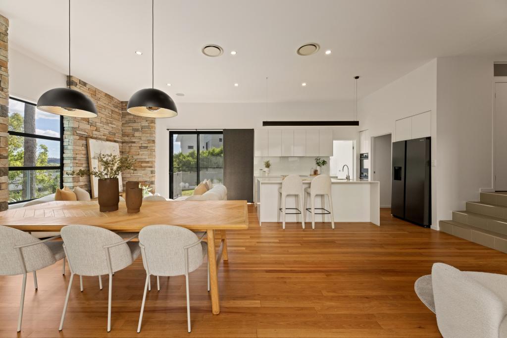 49 Kilbowie St, The Gap, QLD 4061