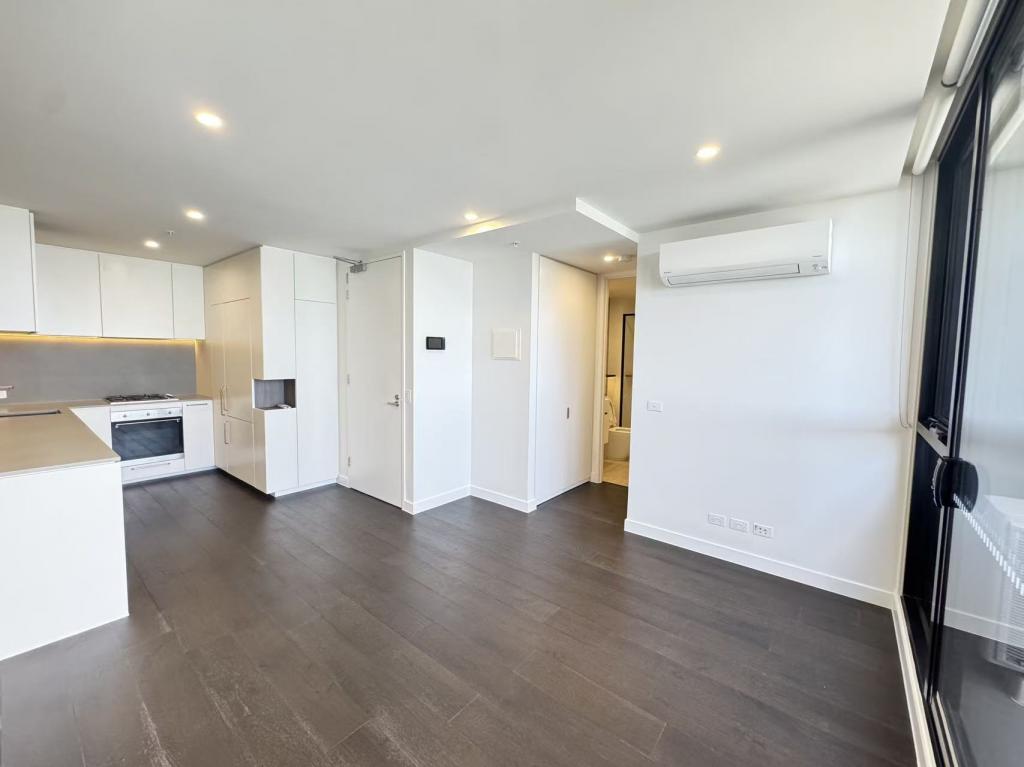 802/9-11 Ellingworth Pde, Box Hill, VIC 3128