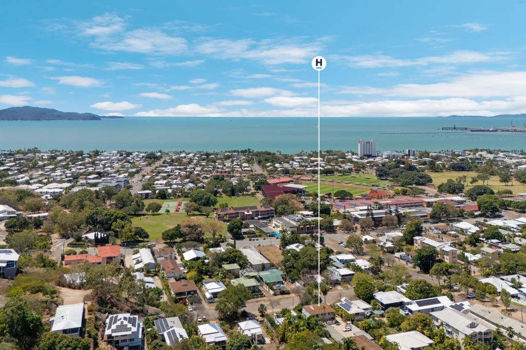 2/57 Alexandra St, North Ward, QLD 4810