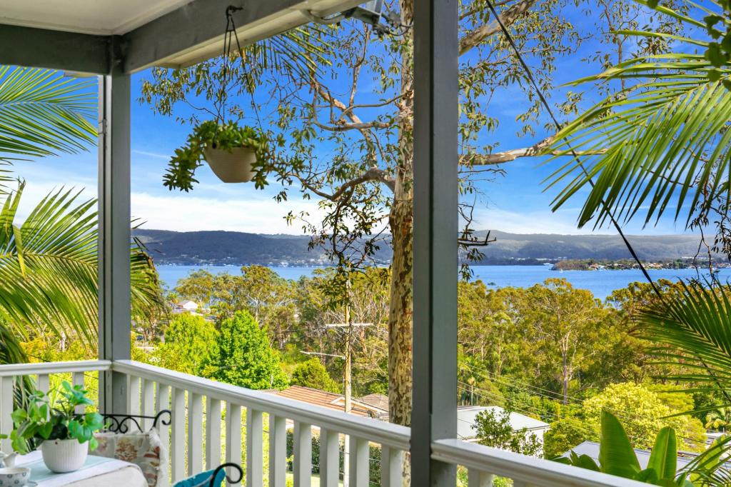 24 Moray Pde, Saratoga, NSW 2251