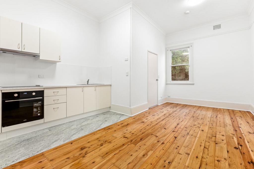 2/18 Young St, Croydon, NSW 2132