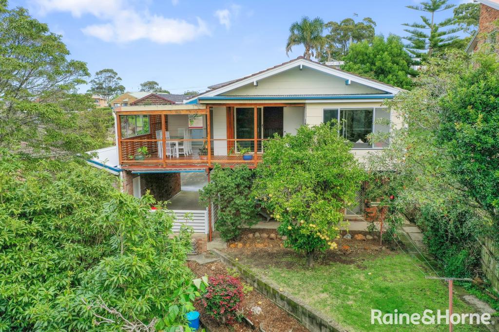 28 Hilltop Cres, Mollymook Beach, NSW 2539