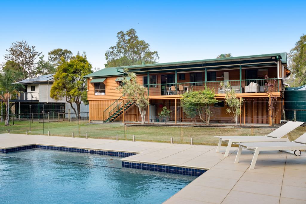 154 Junction Rd, Morningside, QLD 4170