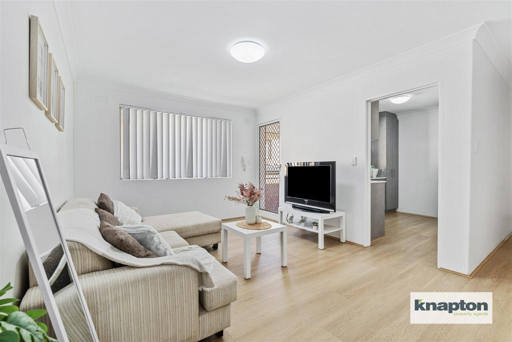 6/104 ROSSMORE AVE, PUNCHBOWL, NSW 2196