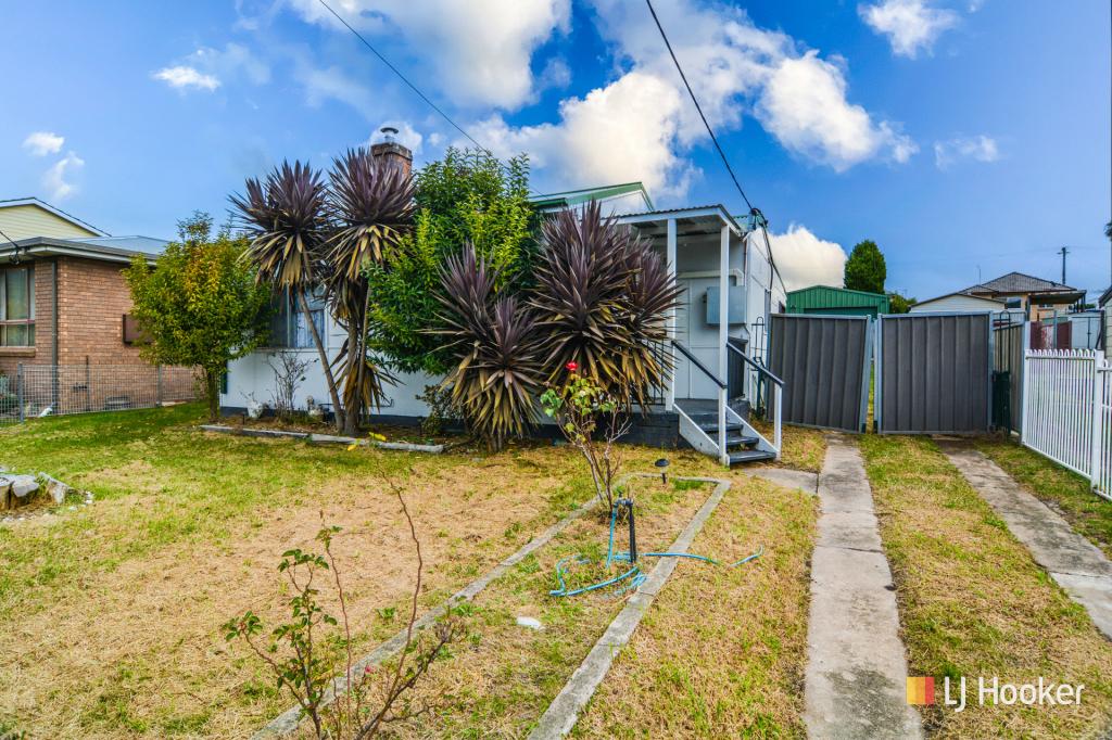 27 Musket Pde, Lithgow, NSW 2790