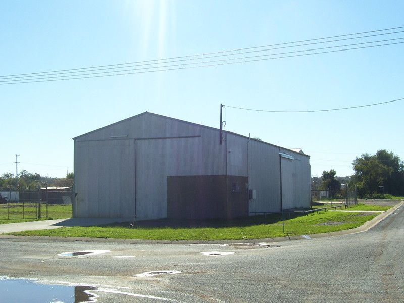 2 Gemini Pl, Parkes, NSW 2870